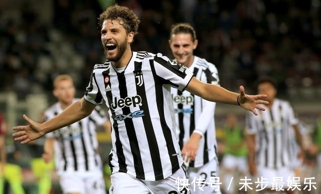 社交媒体上 社交媒体上