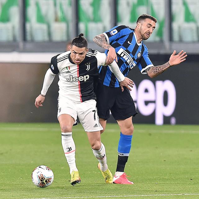 似被对手带 似被对手带